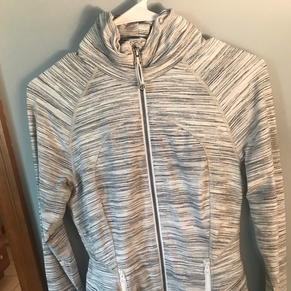 Lulu lemon running jacket